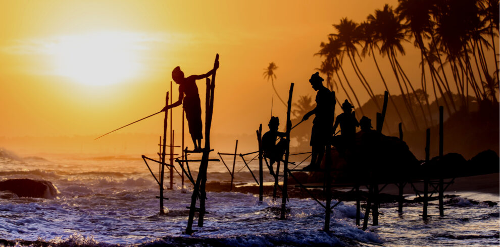 sri-lanka-stilt-fishermen